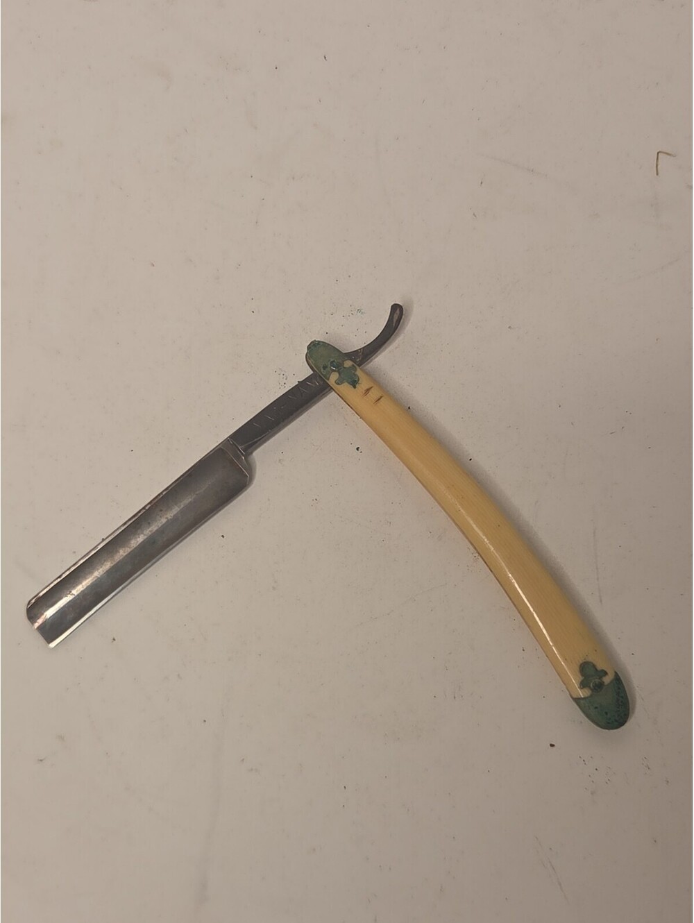 Vintage MAG-NAM Straight Razor Ornate Capped Ends Yellow Scales Antique Barber